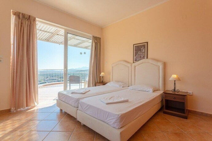 Imagen general del Hotel Villa Pelagos Large Private Pool Sea Views A C Wifi Eco-friendly - 2310. Foto 10
