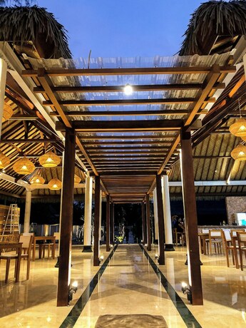 Imagen del bar/restaurante del Hotel Villa Penyu. Foto 16
