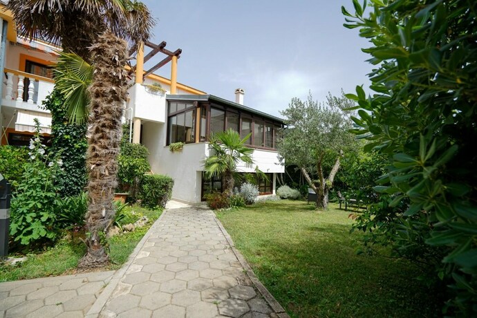 Imagen general del Hotel Villa Petra in Bibinje. Foto 13