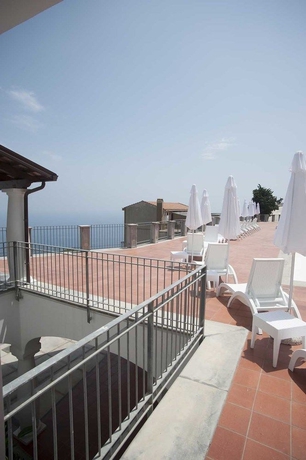 Imagen de los exteriores del Hotel Villa Piedimonte. Foto 12