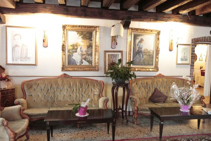 Imagen general del Hotel Villa Pigalle, Belvedere. Foto 9