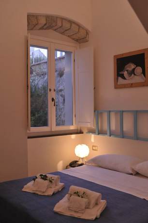 Imagen de la habitación del Hotel Villa Pimpina. Foto 17