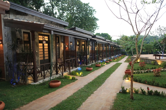 Imagen de la habitación del Hotel Villa Pinnawala And Restaurant. Foto 9