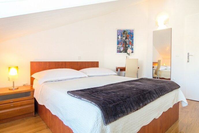 Imagen de la habitación del Hotel Villa Pinocchio. Foto 13
