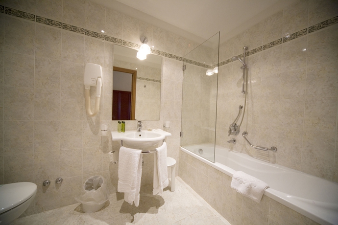 Imagen de la habitación del Hotel Villa Pitiana. Foto 9