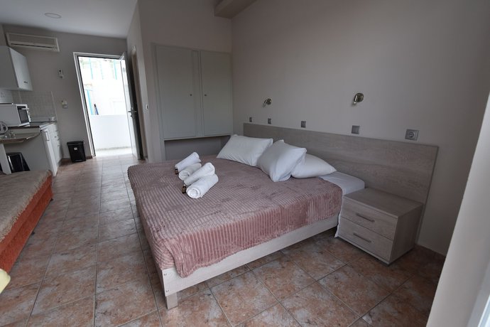 Imagen de la habitación del Hotel Villa Popi. Foto 17