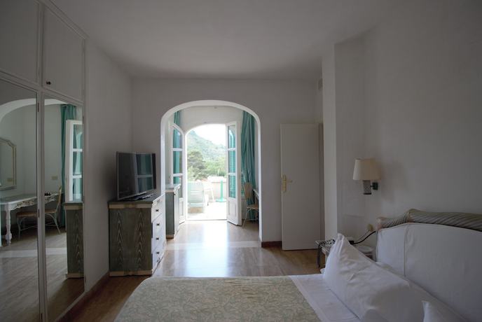 Imagen de la habitación del Hotel Villa Portuso. Foto 6