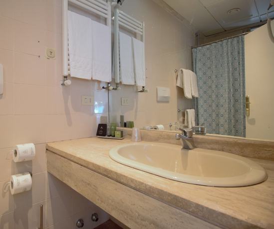 Imagen de la habitación del Hotel Villa Portuso. Foto 8