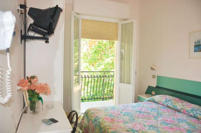 Imagen de la habitación del Hotel Villa Pozzi. Foto 4