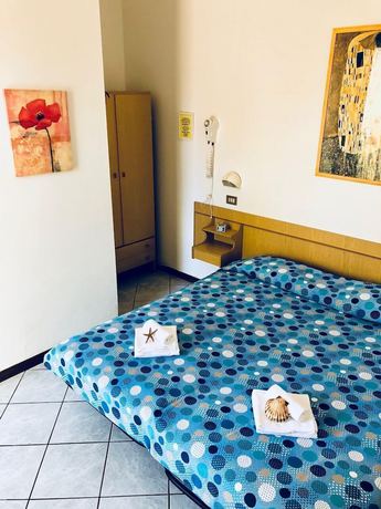 Imagen de la habitación del Hotel Villa Pozzi. Foto 15