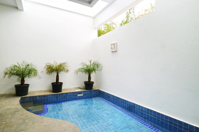 Imagen de la habitación del Hotel Villa Prana Jimbaran. Foto 6