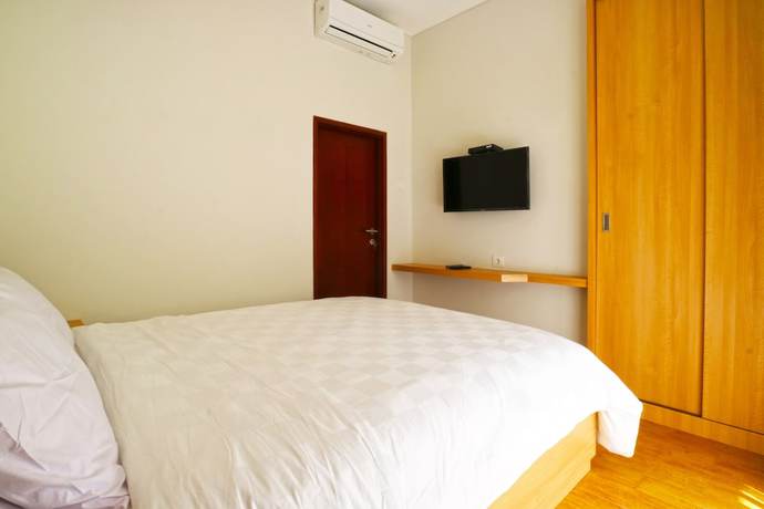 Imagen de la habitación del Hotel Villa Prana Jimbaran. Foto 11