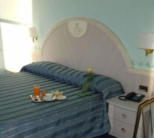 Imagen de la habitación del Hotel Villa Primavera. Foto 4