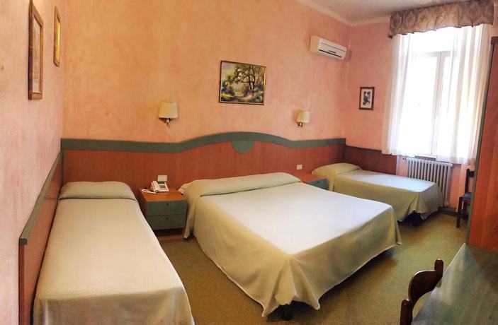 Imagen de la habitación del Hotel Villa Primavera. Foto 14