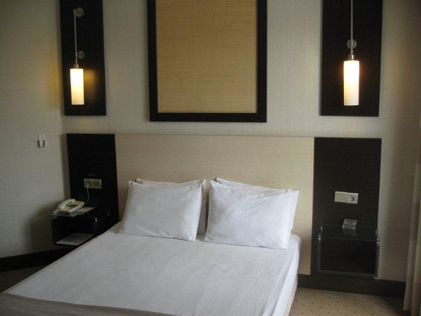 Imagen de la habitación del Hotel Villa Princess. Foto 2