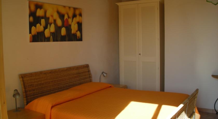 Imagen de la habitación del Hotel Villa Principe Di Belmonte. Foto 3