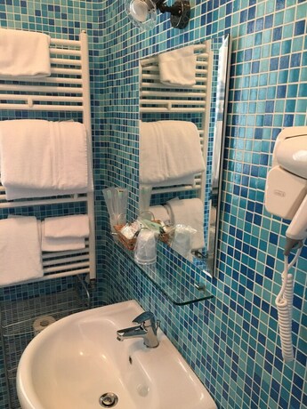 Imagen de la habitación del Hotel Villa Principe. Foto 24