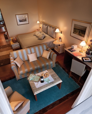 Imagen de los interiores del Hotel Villa Principe Leopoldo. Foto 14