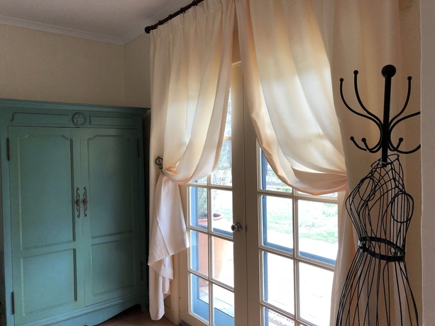 Imagen de la habitación del Hotel Villa Provence. Foto 7
