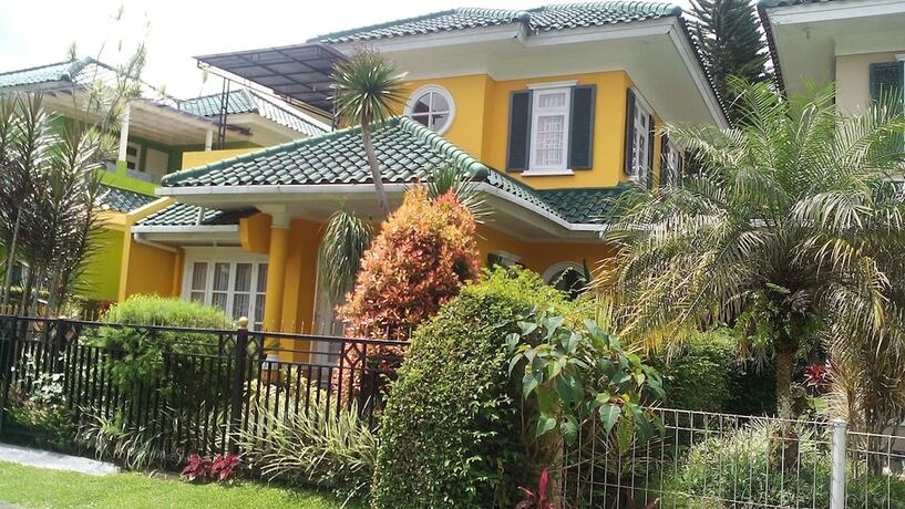 Imagen de la habitación del Hotel Villa Puncak Resort. Foto 18