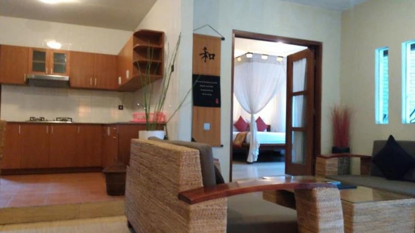 Imagen de la habitación del Hotel Villa Puri Ayu. Foto 15