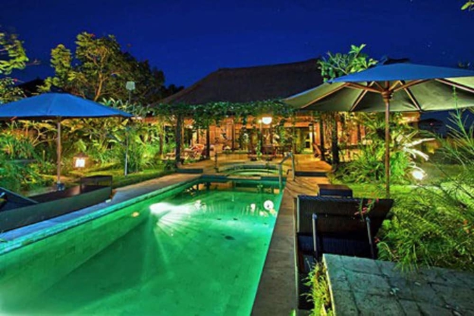 Imagen de la piscina del Hotel Villa Puri Darma Agung. Foto 19