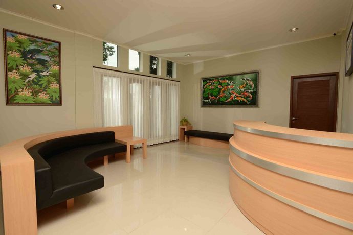 Imagen de la habitación del Hotel Villa Puri Teras. Foto 5