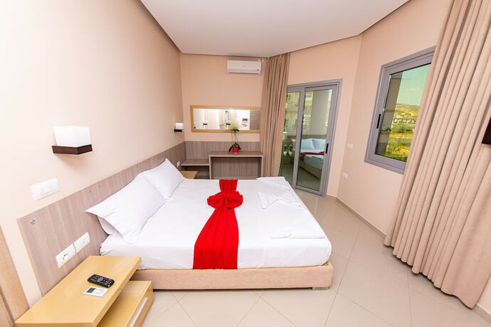 Imagen de la habitación del Hotel Villa Qendra, Ksamil. Foto 8