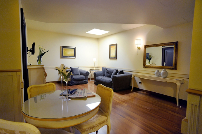 Imagen de los interiores del Hotel Villa Quaranta Tommasi Wine and Spa. Foto 10