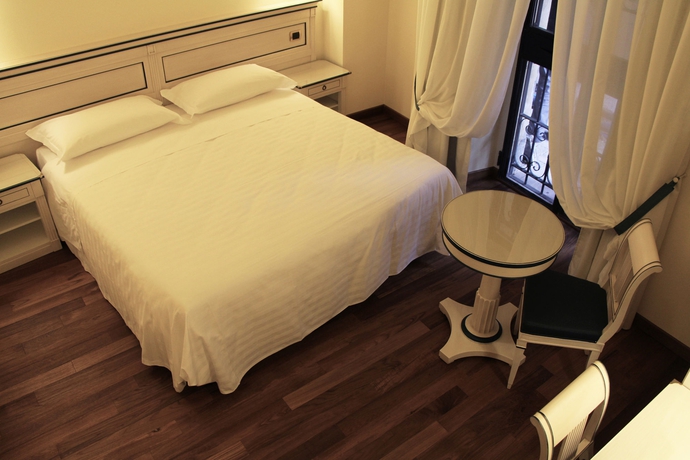 Imagen de la habitación del Hotel Villa Quaranta Tommasi Wine and Spa. Foto 6