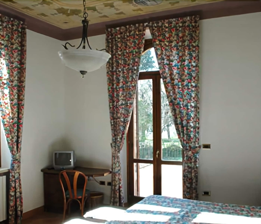 Imagen de la habitación del Hotel Villa Raffaello Park. Foto 5