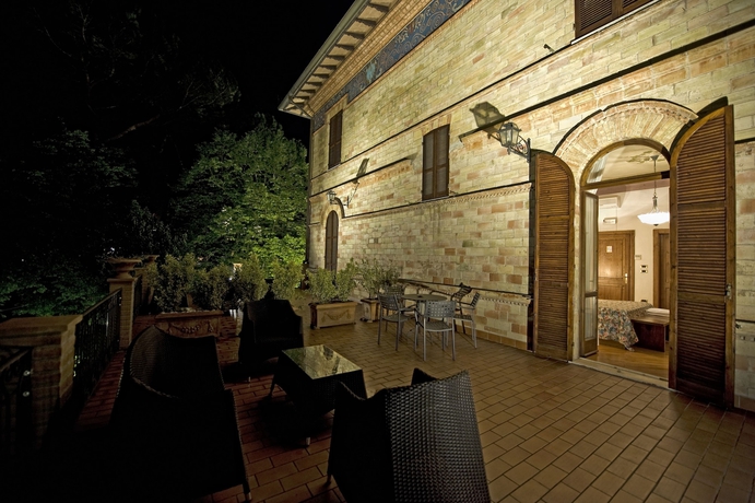 Imagen de la habitación del Hotel Villa Raffaello Park. Foto 17