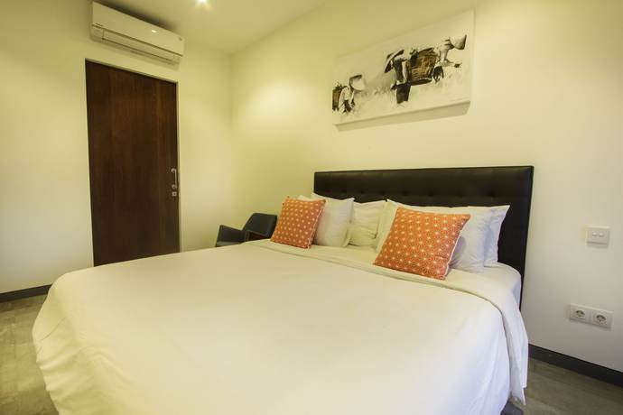 Imagen de la habitación del Hotel Villa Rainbow Runner. Foto 13