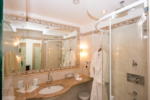 Imagen de la habitación del Hotel Villa Rainer. Foto 8