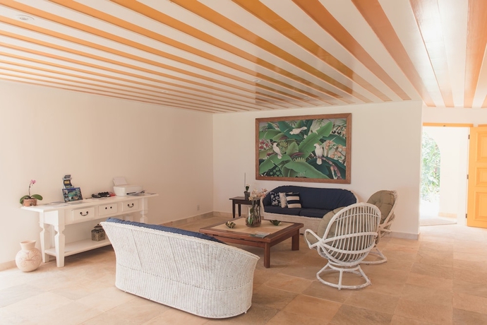 Imagen de los interiores del Hotel Villa Raphael. Foto 17