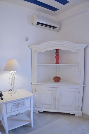 Imagen de la habitación del Hotel Villa Raphael. Foto 15