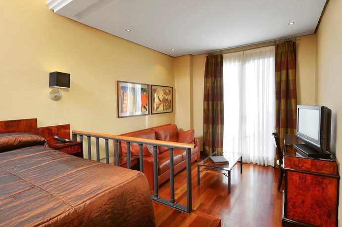 Imagen de la habitación del Hotel Villa Real, Barrio de las Letras. Foto 10