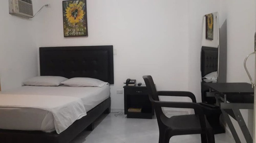 Imagen de la habitación del Hotel Villa Real, Per&iacute;metro Urbano Medell&iacute;n. Foto 8