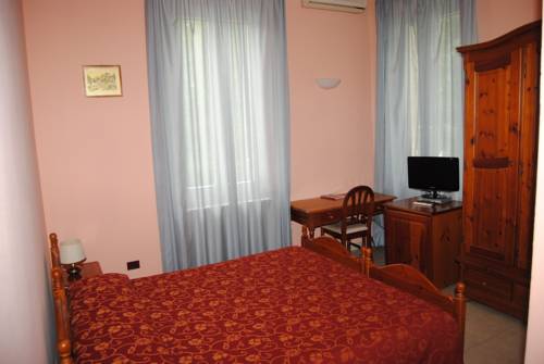 Imagen de la habitación del Hotel Villa Regina, Ferrara. Foto 2