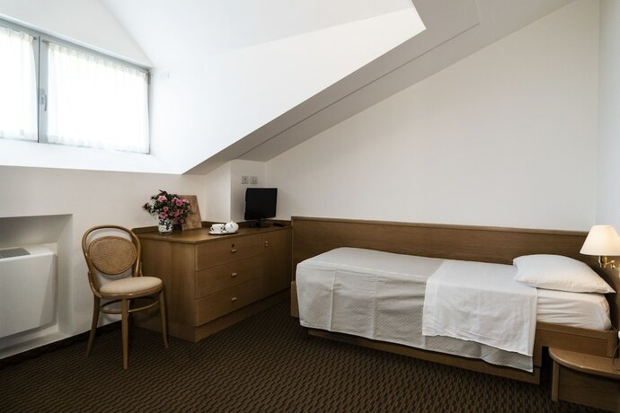 Imagen general del Hotel Villa Regina, Levico Terme. Foto 5