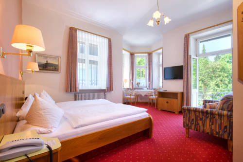 Imagen de la habitación del Hotel Villa Rein. Foto 8