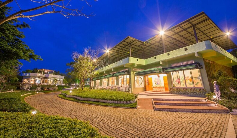Imagen de los exteriores del Hotel Villa Reina Khao Yai Resort. Foto 11