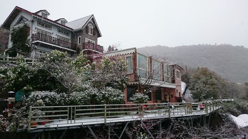 Imagen de los interiores del Hotel Villa Relax, Ren'ai. Foto 18