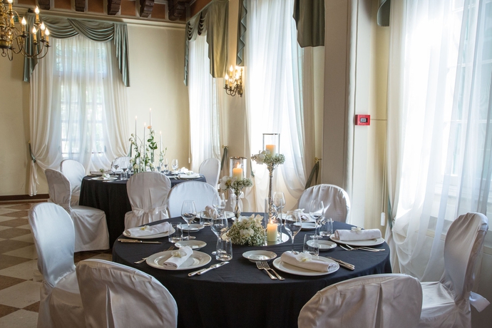 Imagen de los interiores del Hotel Villa Revedin. Foto 12
