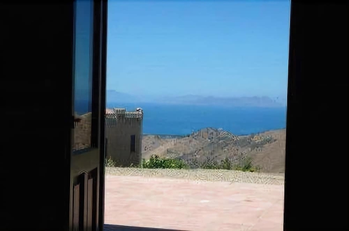 Imagen de la habitación del Hotel Villa Rica, Sicilia. Foto 11