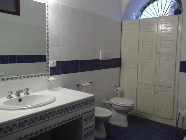 Imagen de la habitación del Hotel Villa Rica, Sicilia. Foto 16