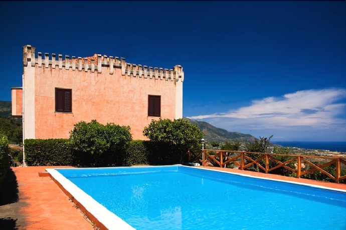 Imagen de la piscina del Hotel Villa Rica, Sicilia. Foto 18