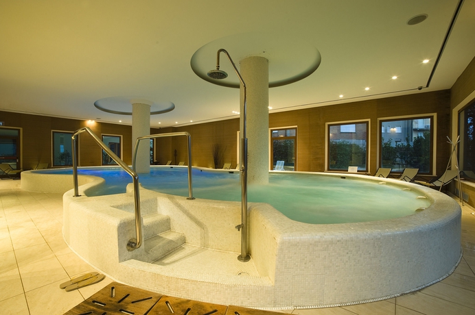 Imagen de la piscina del Hotel Villa Ricci. Foto 15