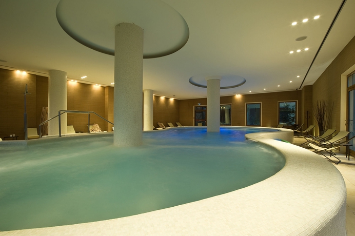 Imagen de la piscina del Hotel Villa Ricci. Foto 16