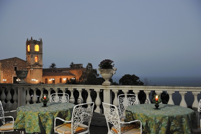 Imagen de los exteriores del Hotel Villa Riis. Foto 4